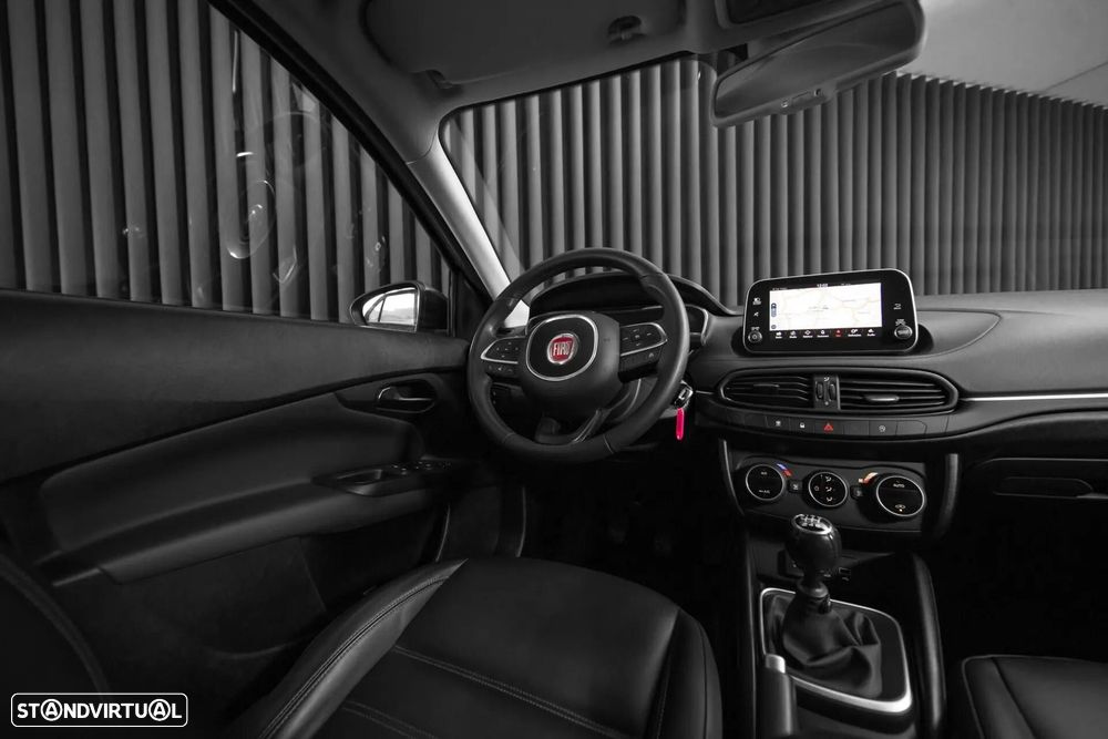 Fiat Tipo Station Wagon 1.6 M-Jet Lounge - 13