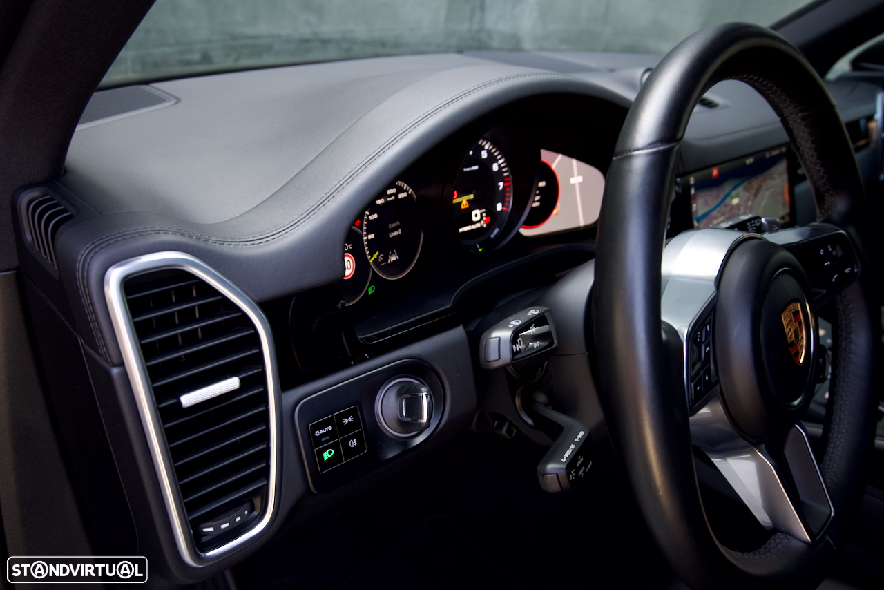 Porsche Cayenne E-Hybrid - 30