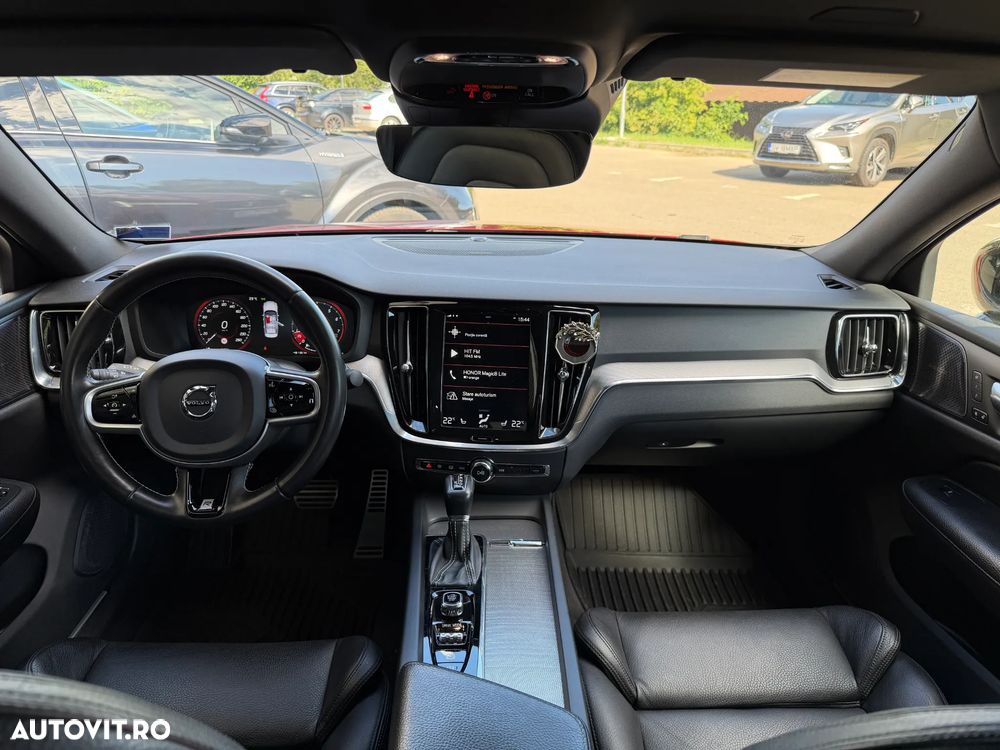 Volvo S60 T4 R-Design - 14