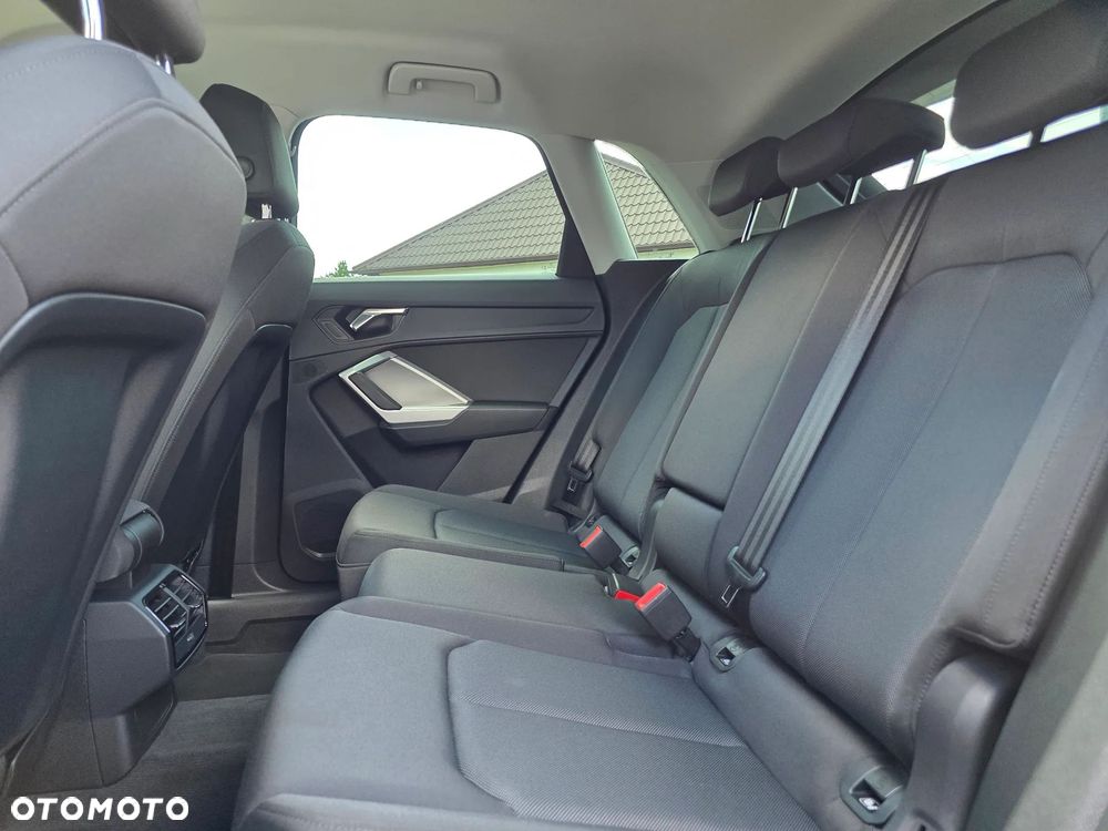 Audi Q3 35 TFSI S tronic - 30