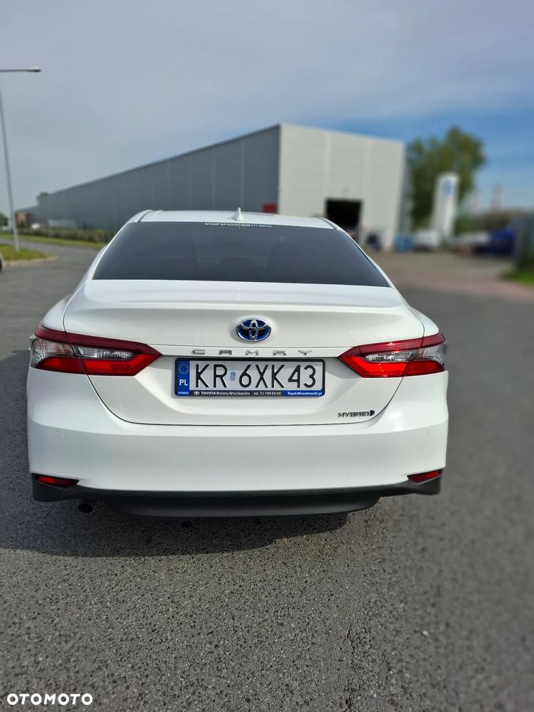 Toyota Camry 2021 photo 4