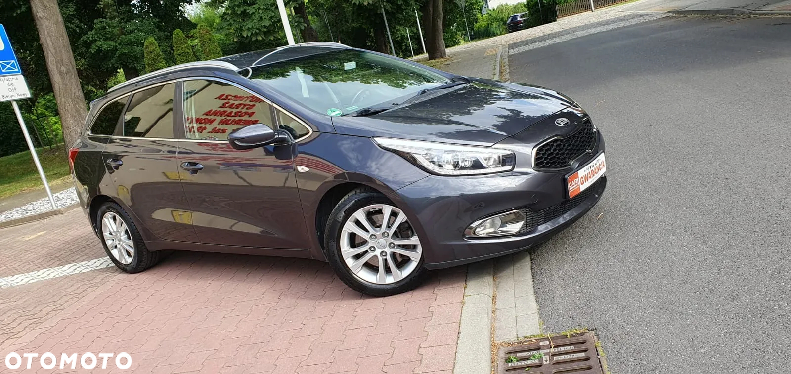 Kia Ceed 1.6 GDI SW ISG Spirit - 26