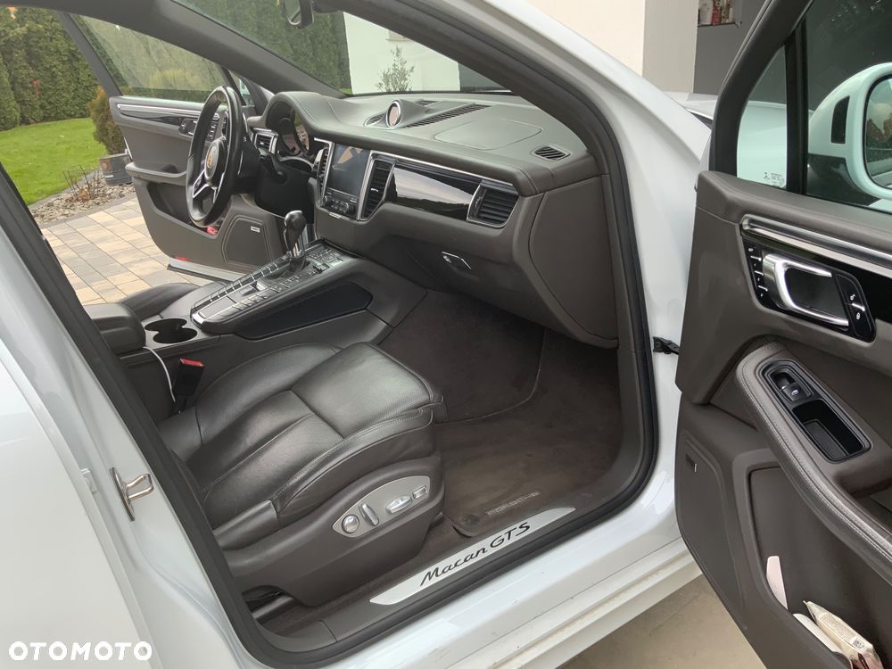 Porsche Macan GTS - 15