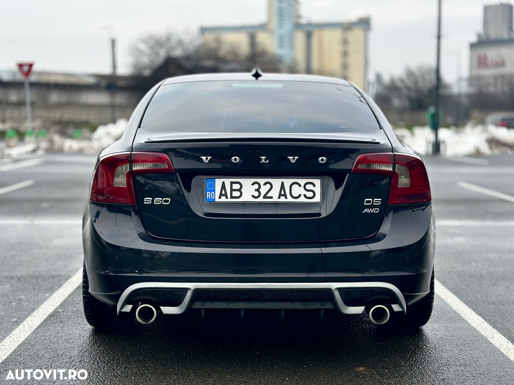 Volvo S60 D5 AWD Geartronic RDesign - 4