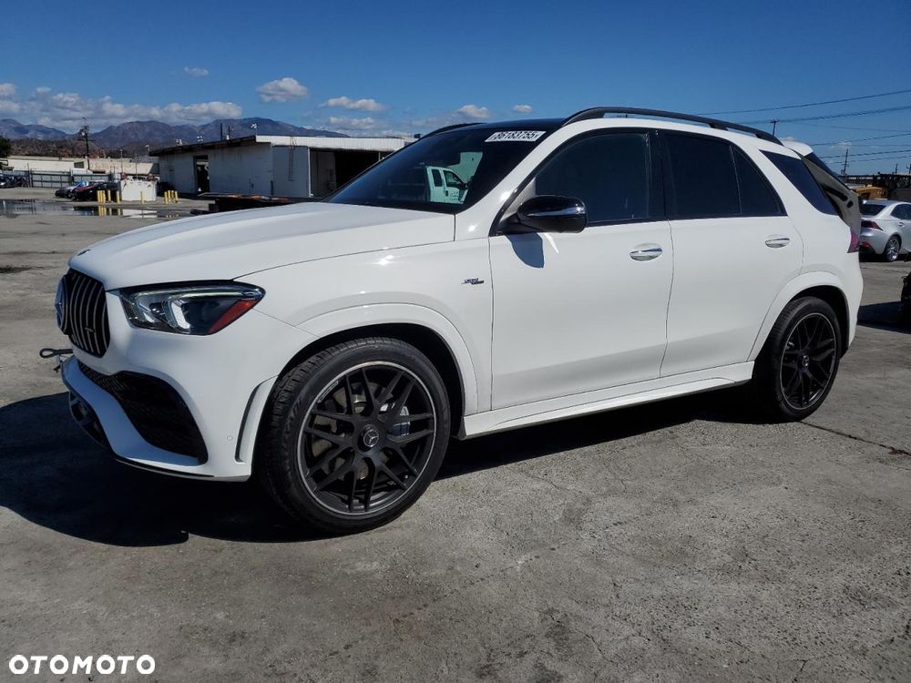 Mercedes-Benz GLE - 1