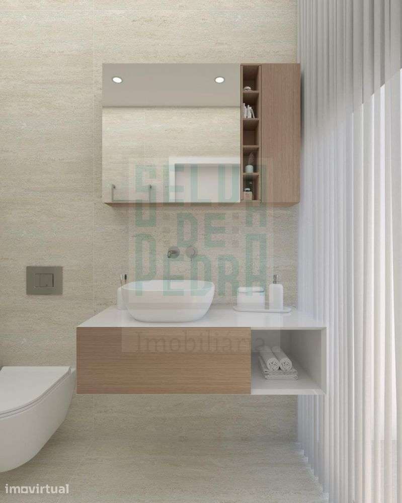 T2 Novo c/ Varanda e 2 lugares de garagem - Grande imagem: 5/10