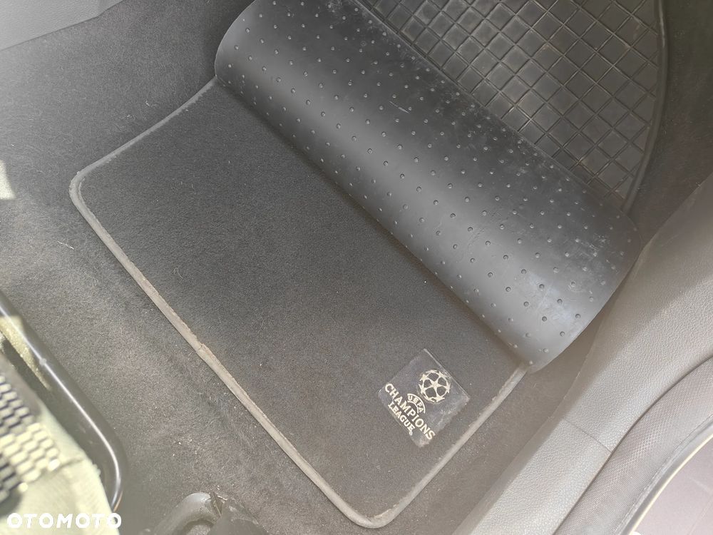 Ford Kuga 2.0 TDCi 4WD Titanium - 20