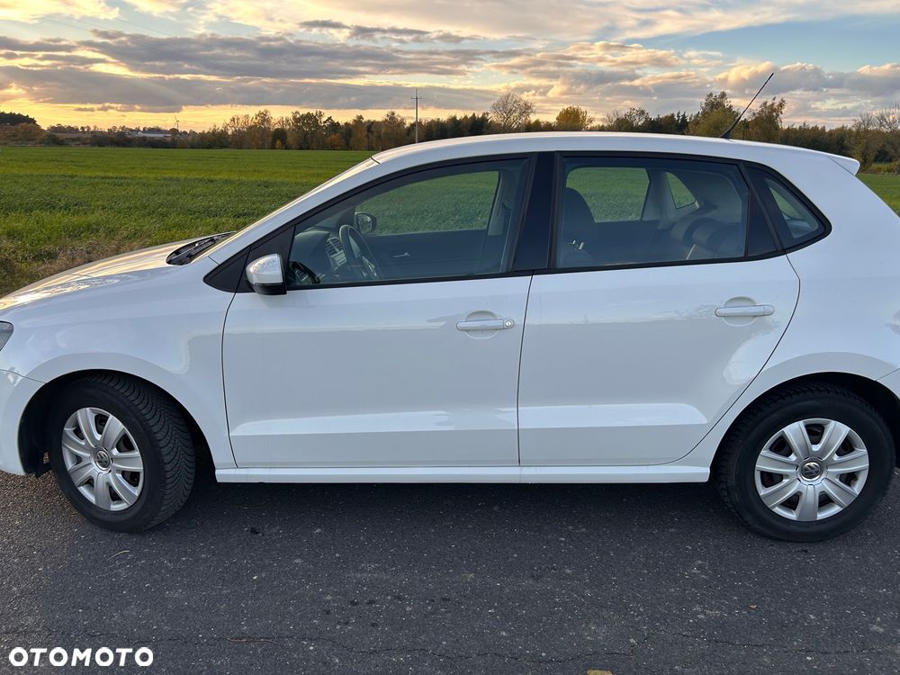 Volkswagen Polo 2011 photo 3
