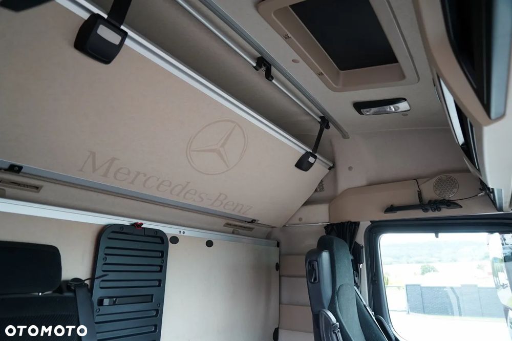Mercedes-Benz ACTROS 1848 / PEŁNY ADR / SALONKA / STREAM SPACE - 36