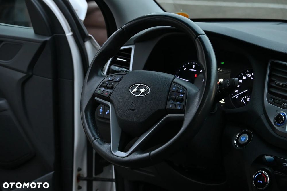 Hyundai Tucson 2.0 CRDi Premium 4WD - 22