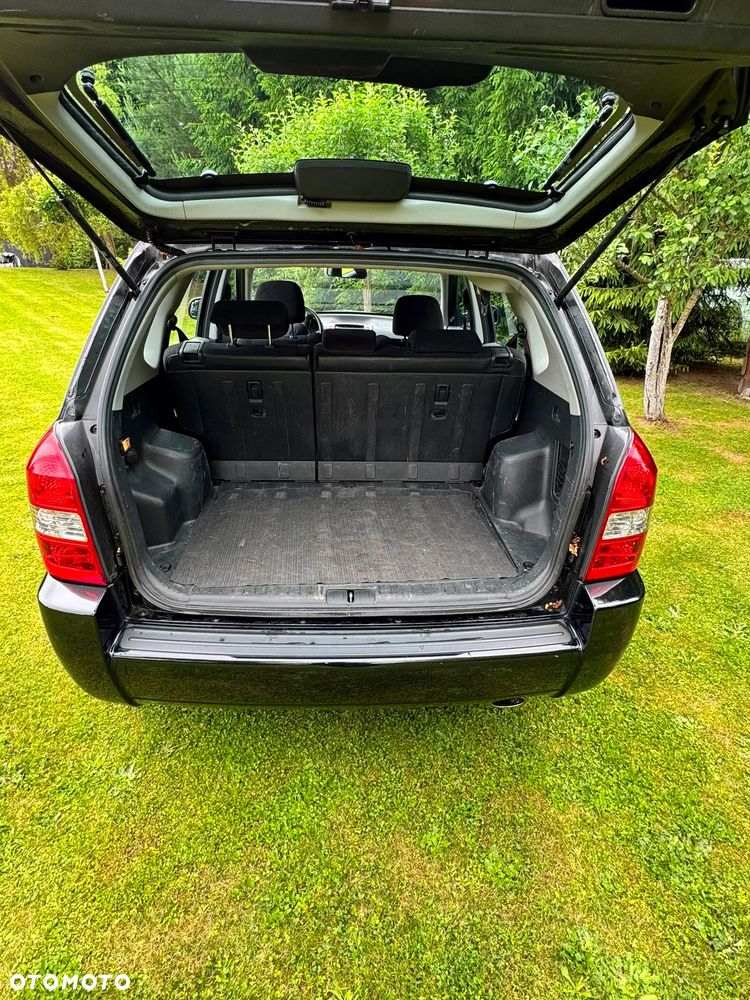 Hyundai Tucson 2.0 2WD GLS - 8