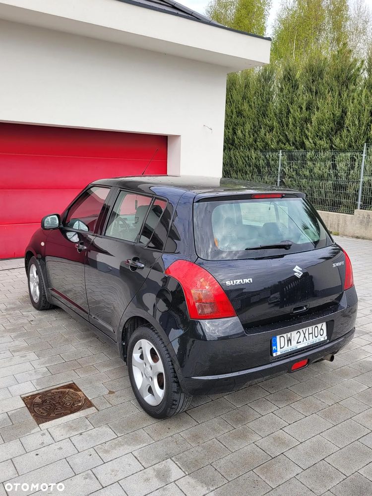 Suzuki Swift 1.3 GLX / Comfort - 4