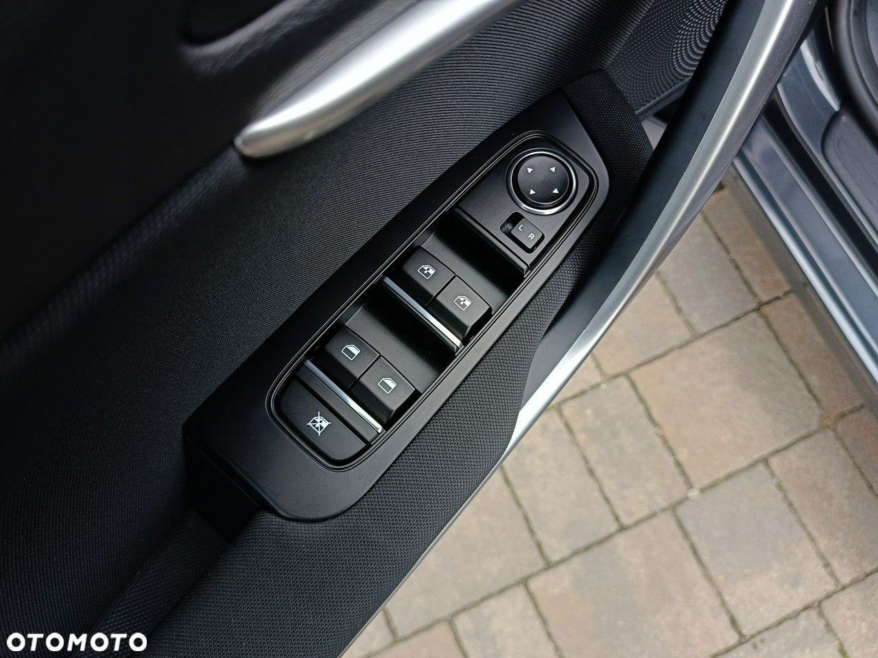 Kia Ceed - 10