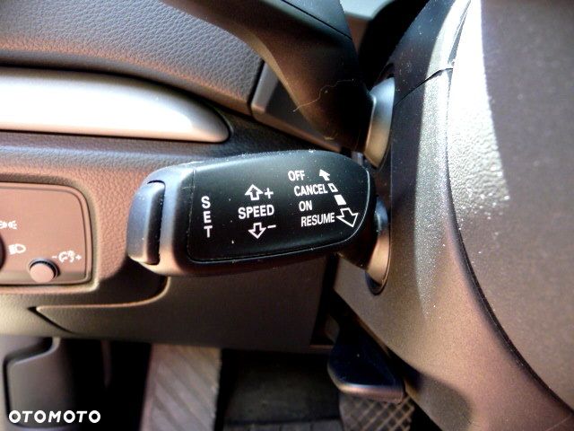 Audi A3 3-drzwiowe 1.6 TDI clean diesel Attraction S tronic - 19