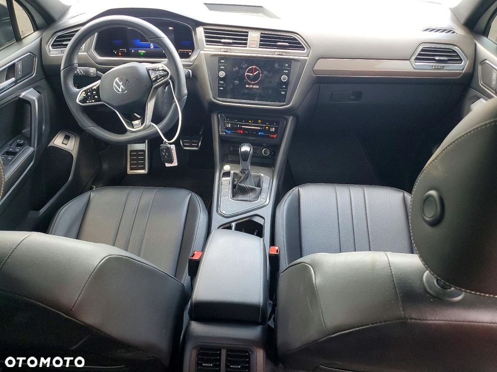 Volkswagen Tiguan - 8