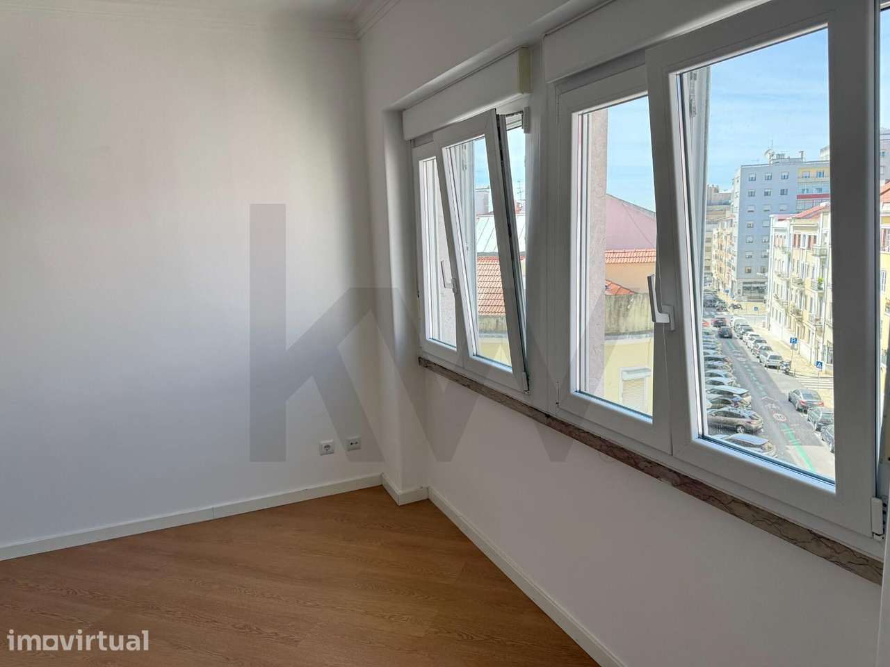 T1 remodelado em Campo de Ourique no 4.º piso com elevador - Grande imagem: 2/23