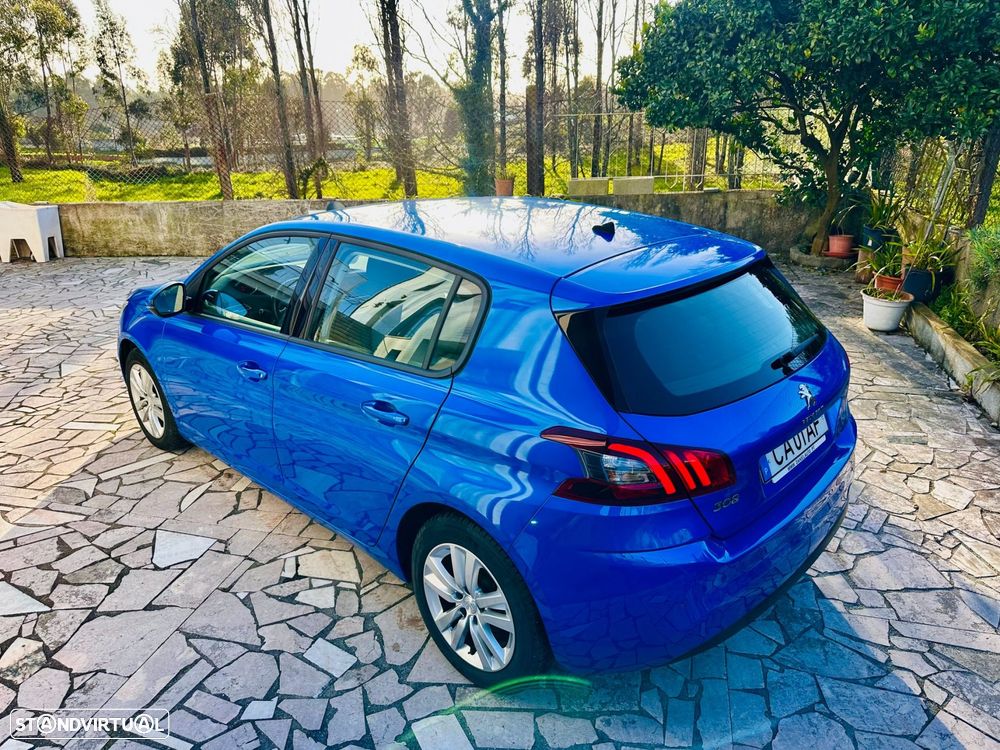 Peugeot 308 1.2 PureTech Business Line - 30