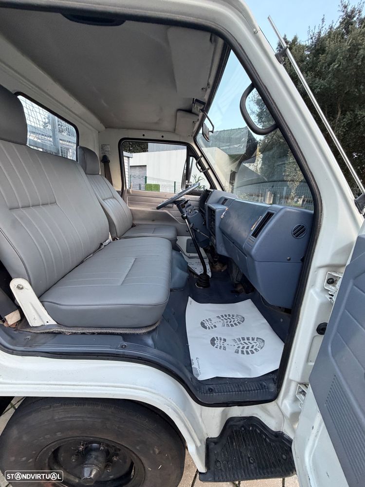 Isuzu NKR 2.8 DIESEL 3 LUGARES COM CAIXA ABERTA - 10