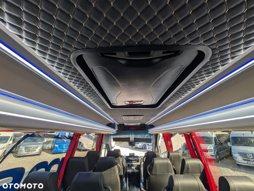 Mercedes-Benz Sprinter 519 - 31