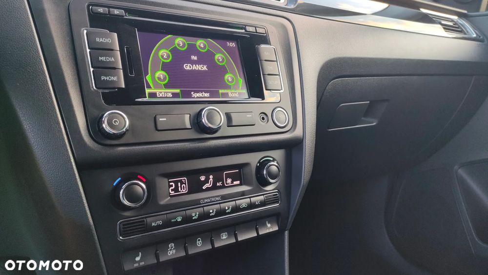 Skoda RAPID 1.6 TDI Active - 8
