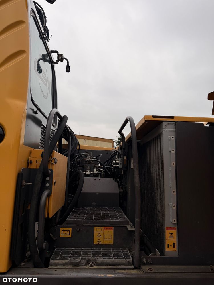 Volvo EW140B - 5