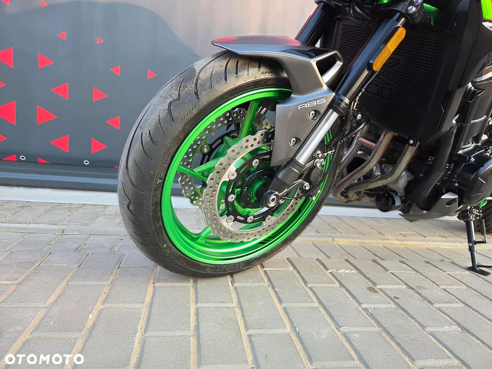Kawasaki Z 900 - 31