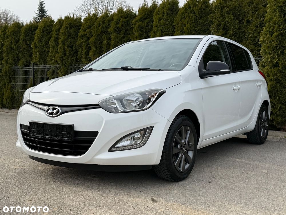 Hyundai i20 1.2 Fifa World Cup Edition - 13