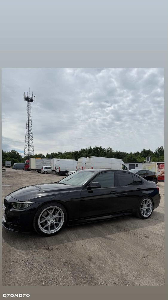 BMW Seria 3 340i Edition M Sport Shadow - 36