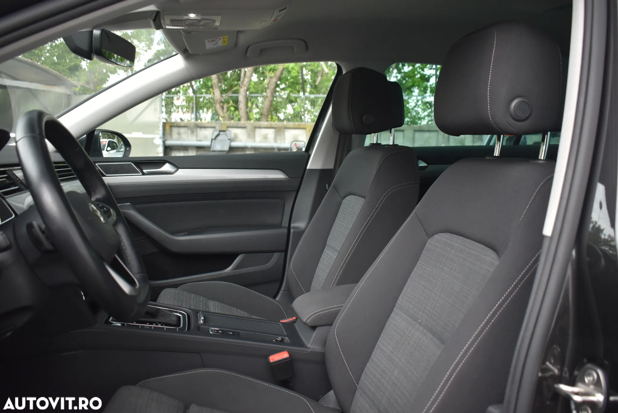 Volkswagen Passat 1.5 TSI ACT DSG Comfortline - 12