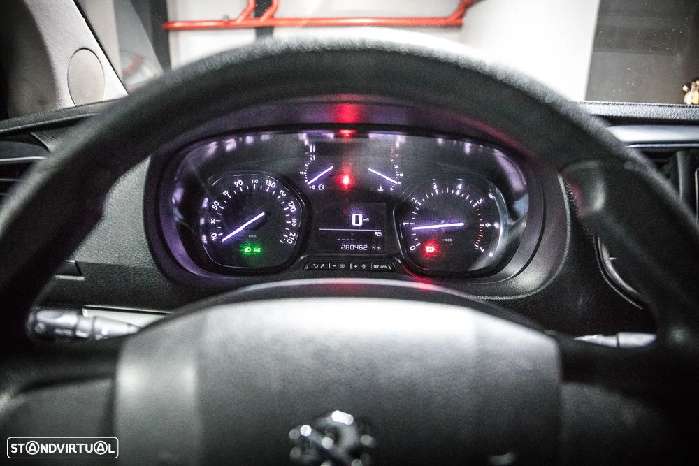 Peugeot Traveller 1.5 BlueHDi L2H1 Allure Standard - 15