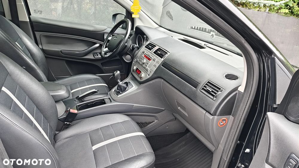 Ford Kuga - 7