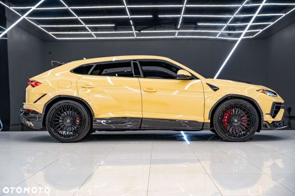Lamborghini Urus - 8