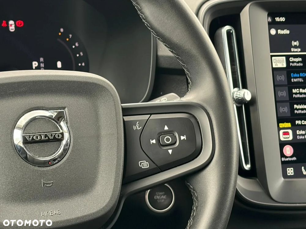 Volvo XC 40 B3 Ultra Dark - 13