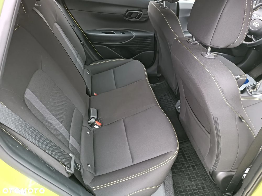 Hyundai i20 - 18