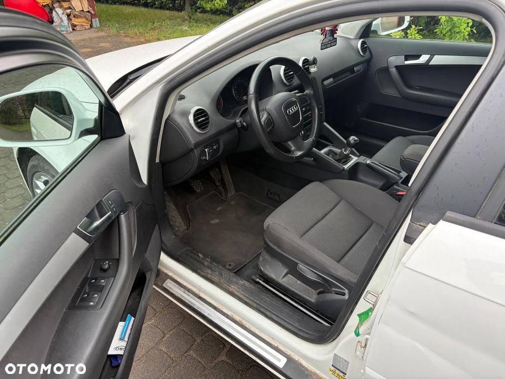 Audi A3 Sportback 1.4 TFSI Attraction - 11
