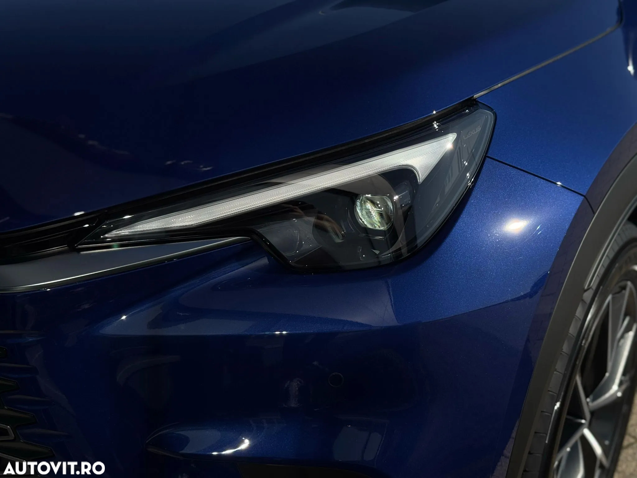 Lexus LBX 1.5 HEV 4x2 CVT Emotion - 7