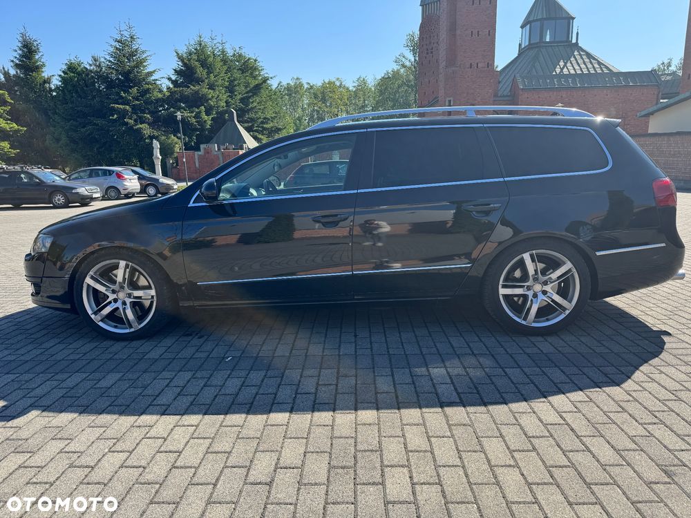 Volkswagen Passat 3.2 V6 FSI 4Motion DSG Highline - 1