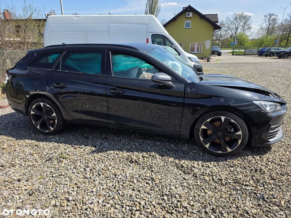Cupra Leon Sportstourer - 2
