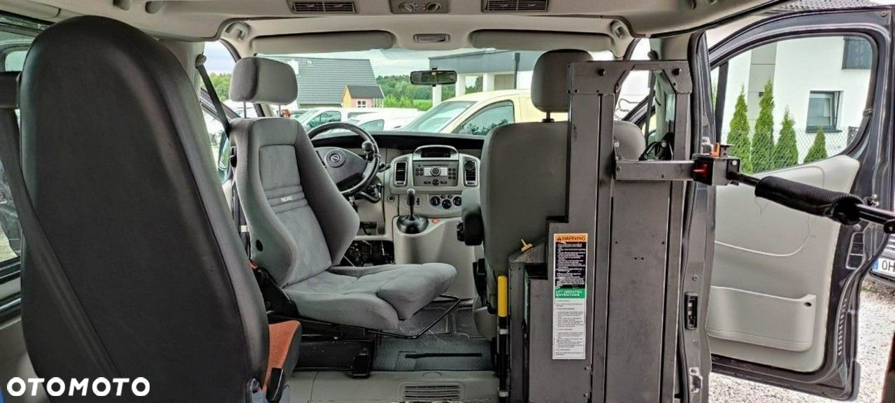 Opel Vivaro - 8