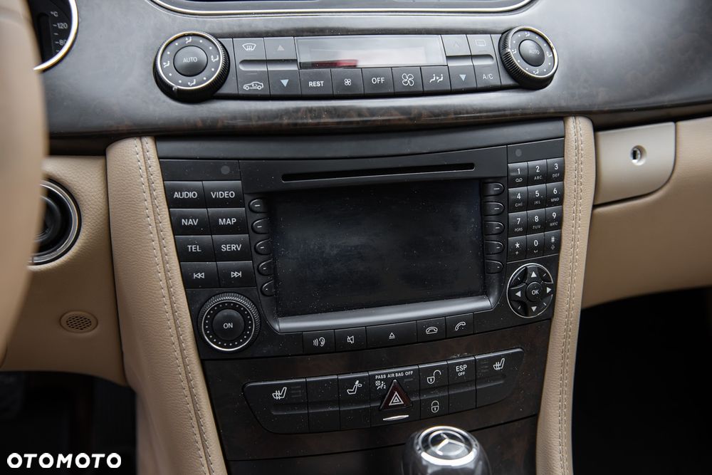 Mercedes-Benz CLS - 21