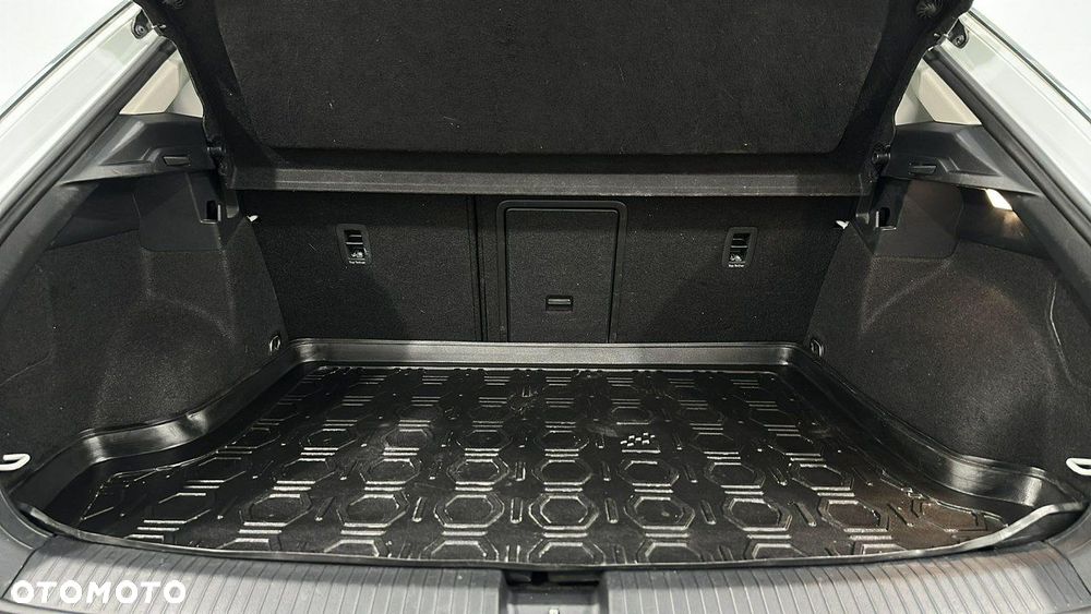 Volkswagen T-Roc 1.5 TSI Life - 11