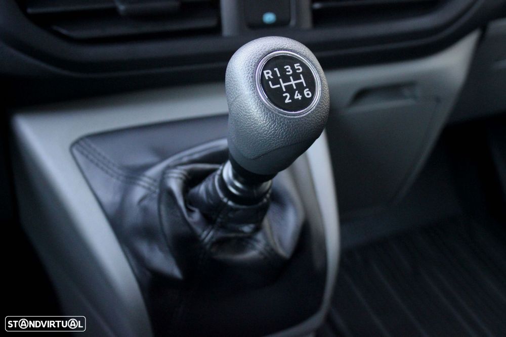 Ford Transit Custom 320 L2 2.0 EcoBlue Trend - 29