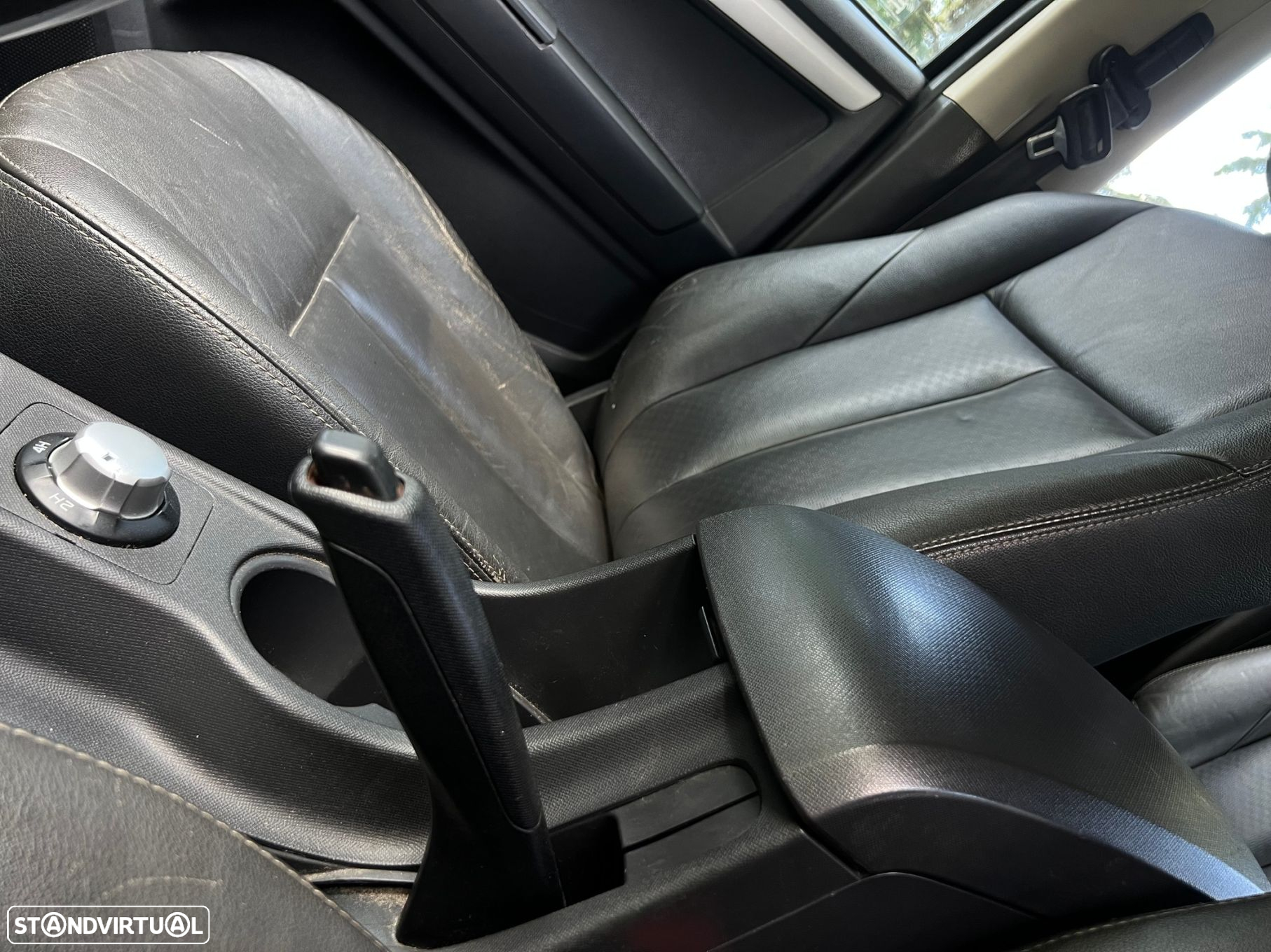 Isuzu D-Max 2.5 DTi CD 4WD LS - 37