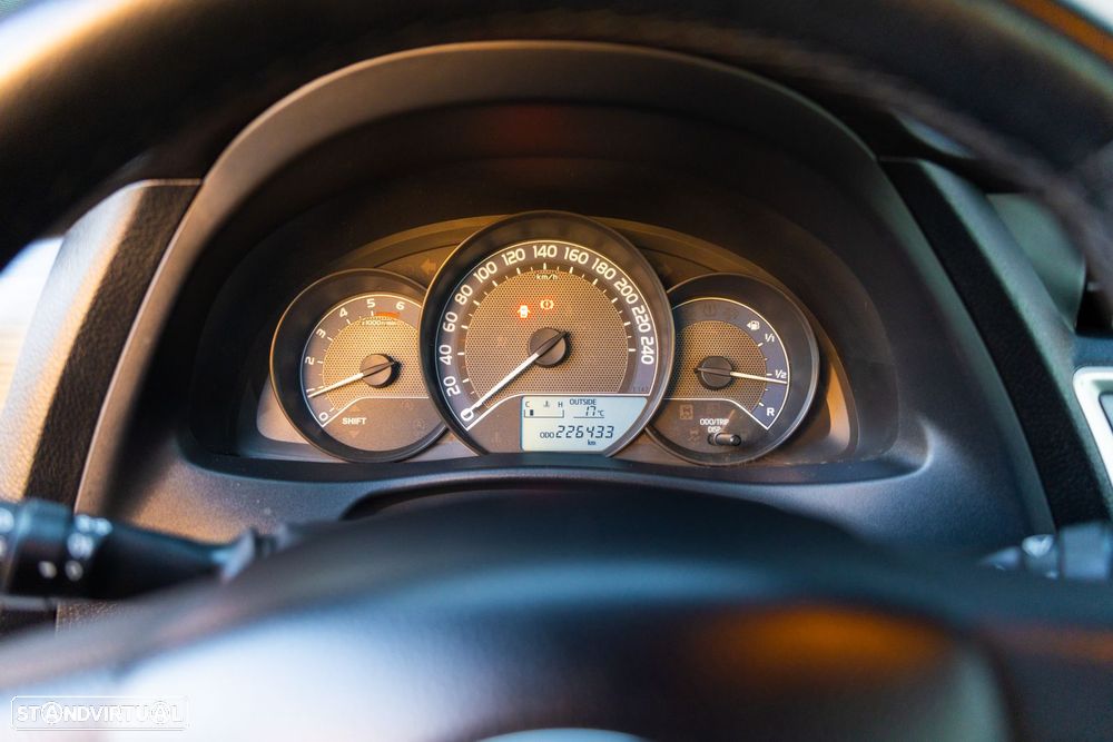 Toyota Auris 1.4 D-4D - 14