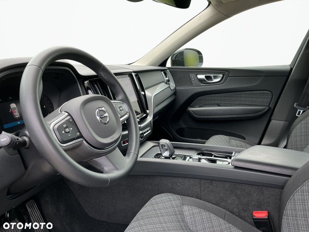 Volvo XC 60 B4 D Core - 10