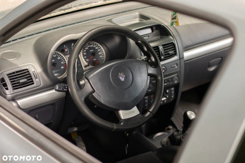 Renault Clio - 5