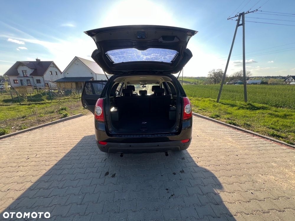 Chevrolet Captiva - 12