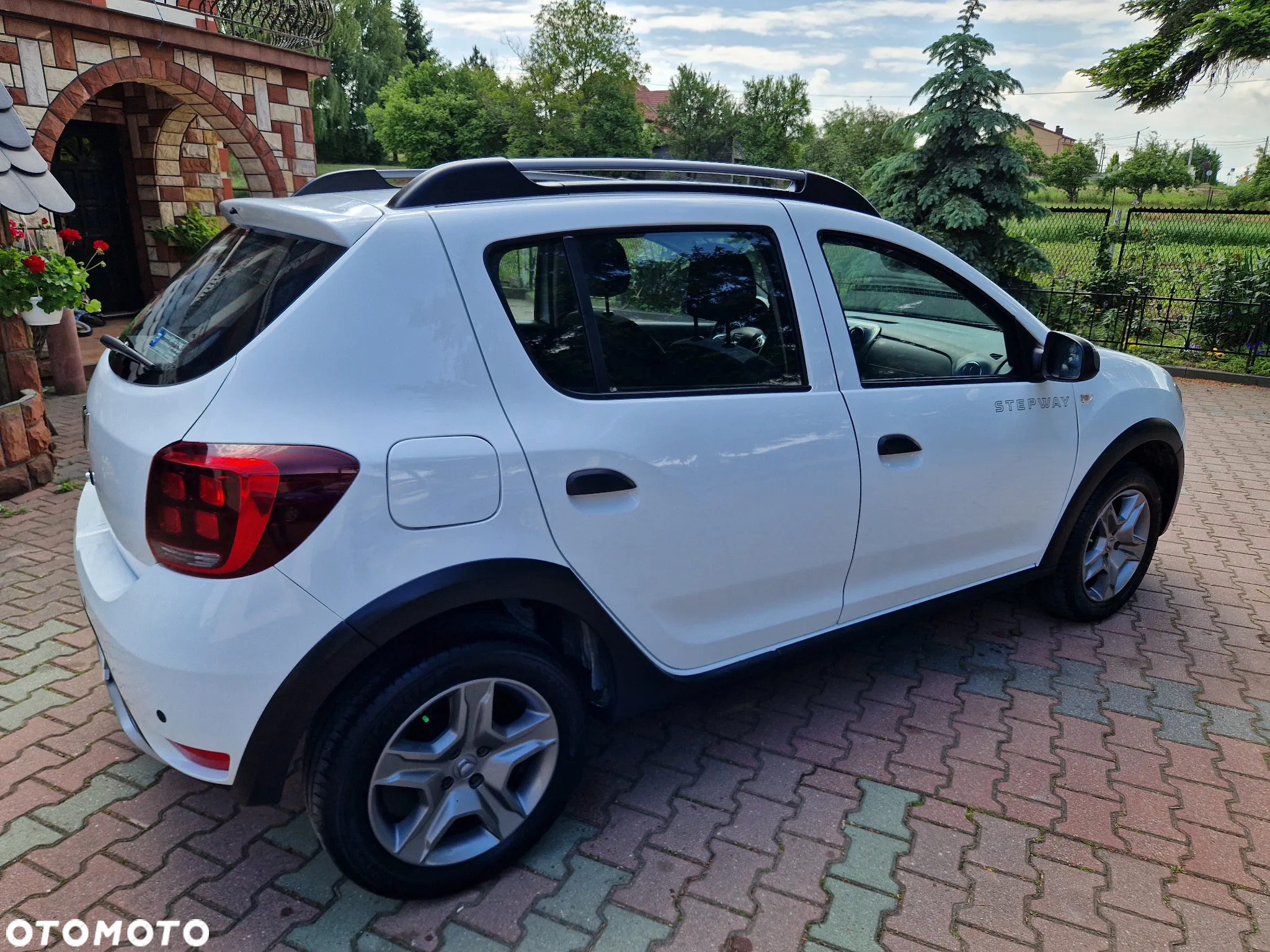 Dacia Sandero 0.9 TCe Laureate S&S - 38