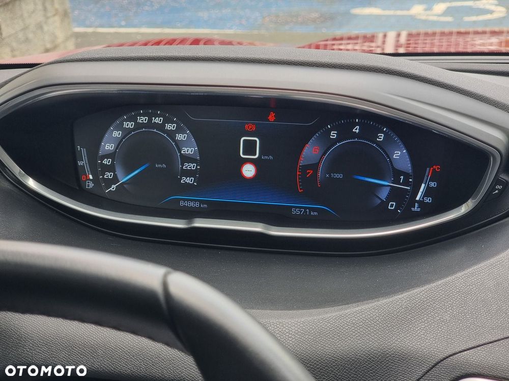 Peugeot 3008 1.2 PureTech Allure S&S - 34