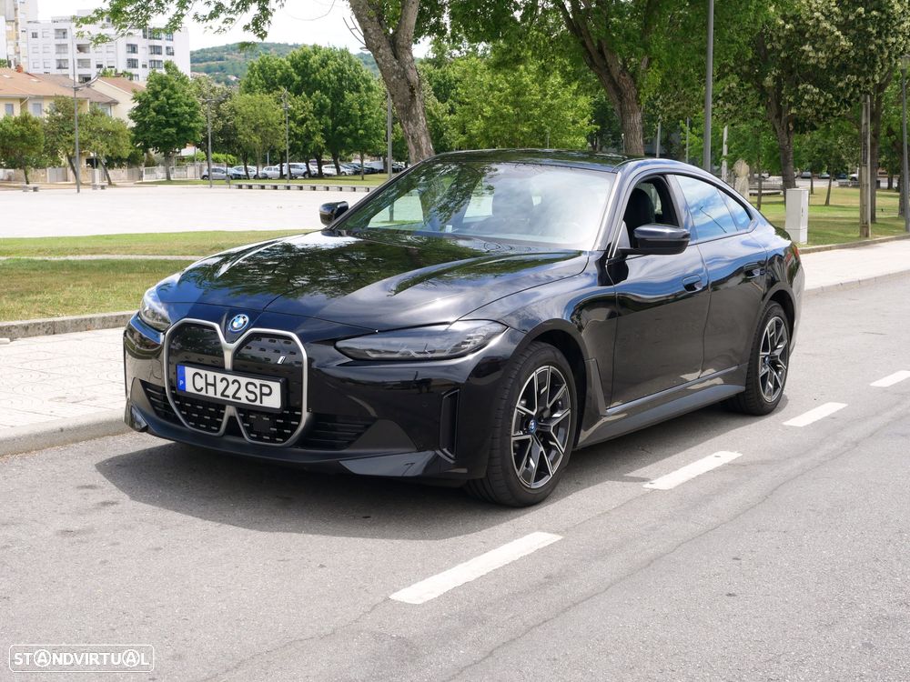 BMW i4 - 16